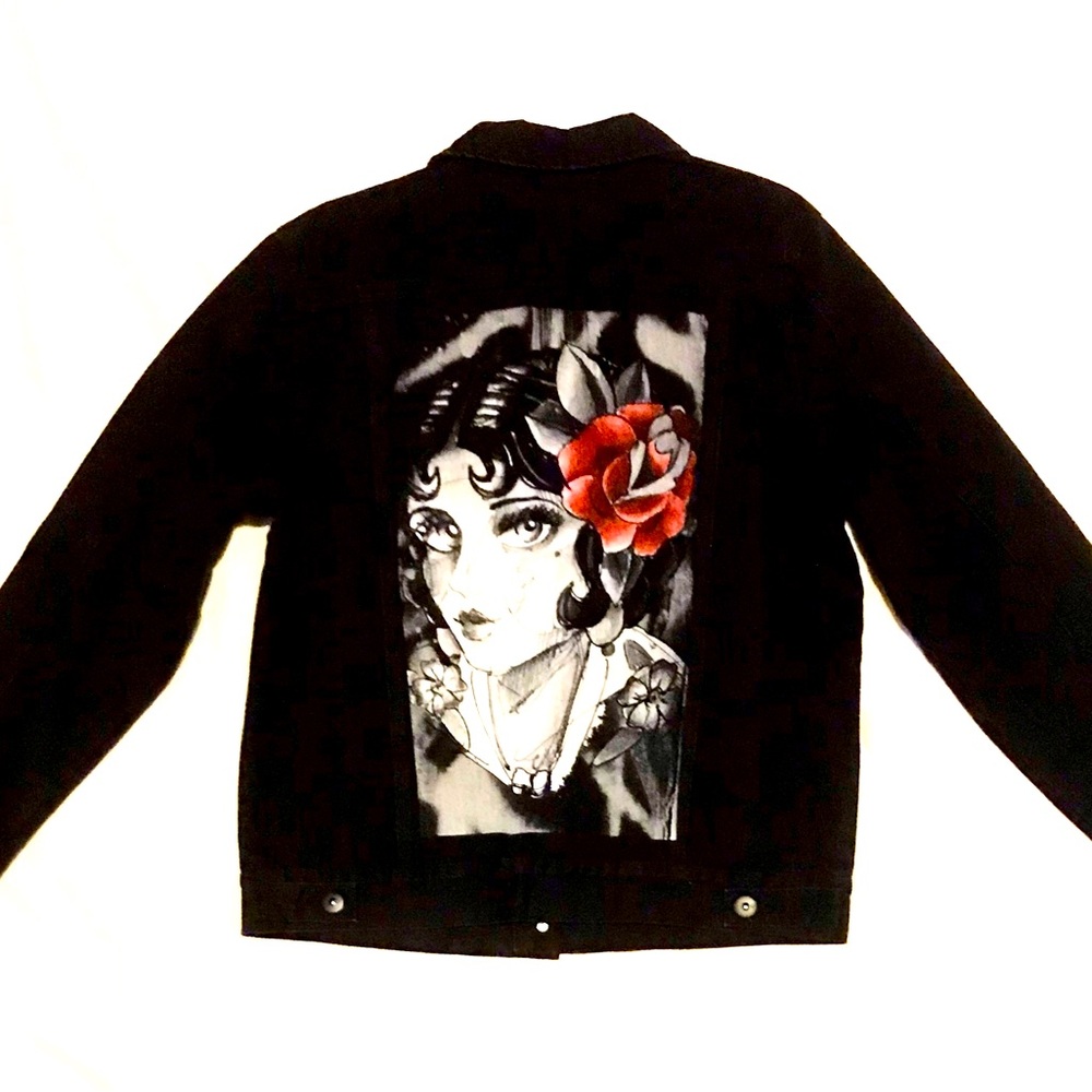Mens denim jacket with painting on back size medium..